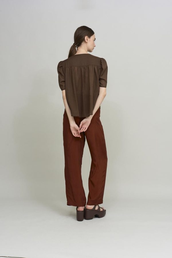 20_GATHERED-V-NECK-Shirt_Brown_1.jpg