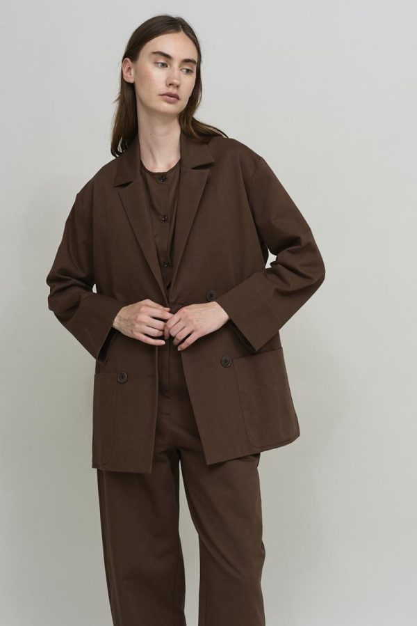65_DOUBLE-BREASTED-Jacket_Brown_4.jpg